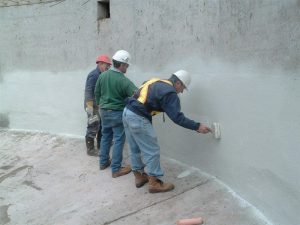 Thợ chống thấm tường chuyên nghiệp
